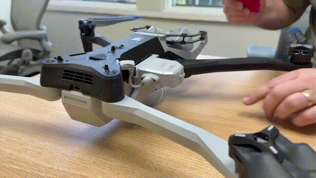 Dropper_GIF_installation_V4.gif